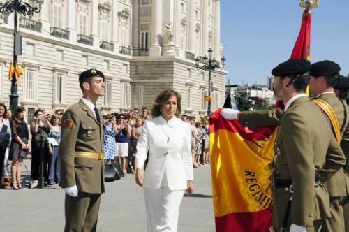 Ajuste de Tamaño de Ajuste de Tamaño de pw_BotellaJuraBandera_2 (1)