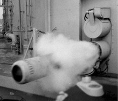 Lanzamiento de torpedo antisubmarino